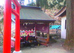 ���q�n��