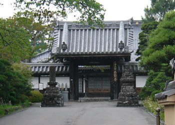 ���Ɏ��R��