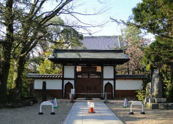 �����򎛂̎R��