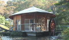 ���X�g�n�E�X