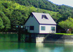 ���씭�d�������r�@��